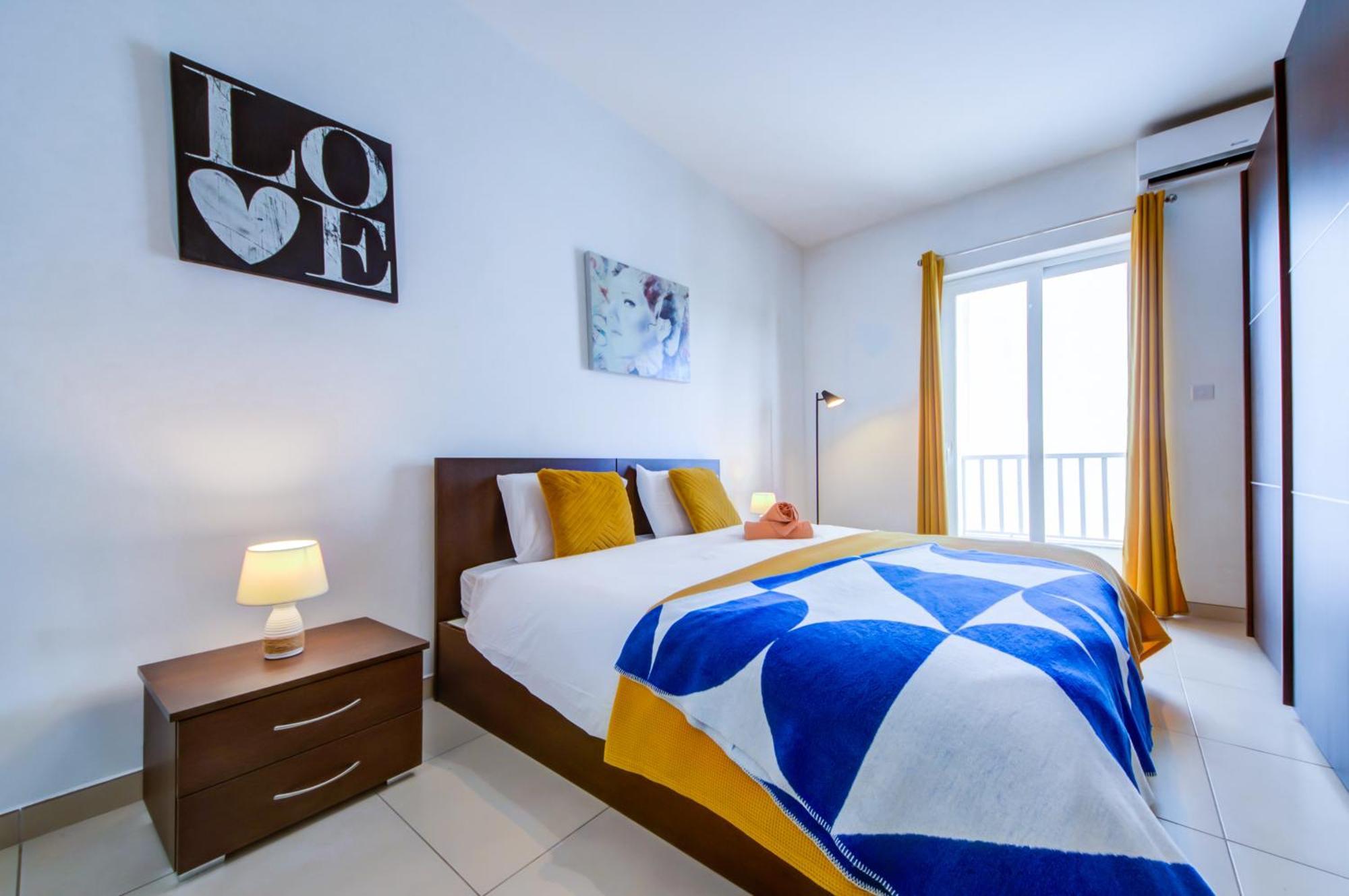 Stylish 2Br Apt With Balconies In St Julians, Paceville - Apt 6 By Vaganza Сент Джулианс Экстерьер фото